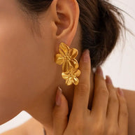 Elle™ - Hypoallergene Vintage-Blumenstecker, 18k vergoldet