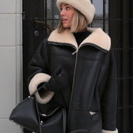 Modische Lederjacke