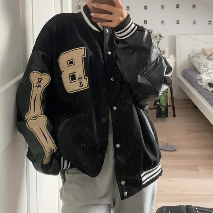 W&W Mode | Varsity Streetwear Bomberjacke mit bestickten Patches