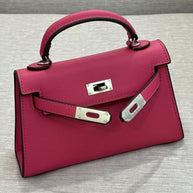 WW | Seraphina Tasche