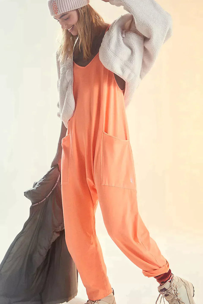 Vorderansicht Des Cela Peach Jumpsuit