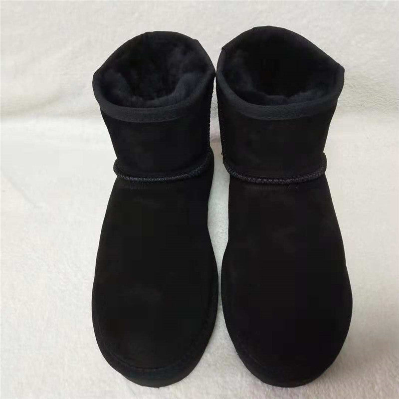 Top-ansicht von schwarz echtleder schneestiefel 