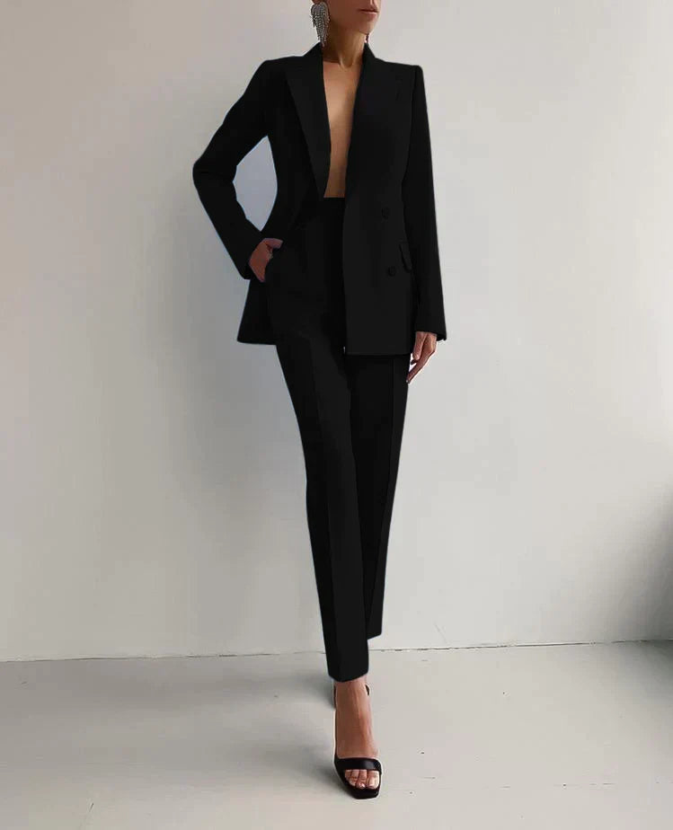 W&W Mode | Elegantes Ensemble Bestehend Aus Einem Raffinierten Blazer Und Einer Eleganten Hose