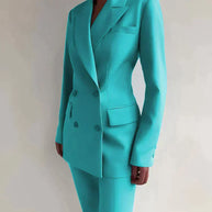 WW | Elegantes Ensemble Bestehend Aus Einem Raffinierten Blazer Und Einer Eleganten Hose