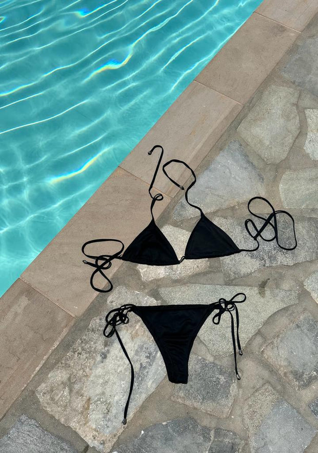 WW Bikini mit Spitze – Keine Bräunungsstreifen, nur heiße Kurven