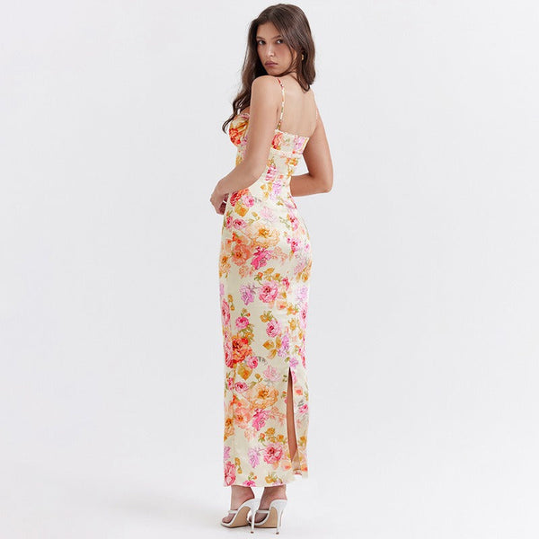 enges Blumen Kleid