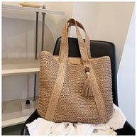 WW | Sommertasche aus Stroh mit lässigem Design