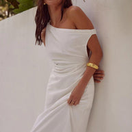 Leinenkleid mit schräger Schulter