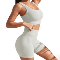 WW | Fitness-Set Für Aktiven Komfort Und Modernen Stil Für Frauen