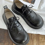 WW | Oxford-Schuhe im Brogue-Stil mit breiter Zehenbox