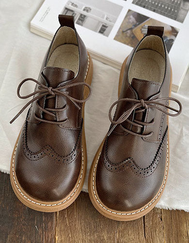 WW | Oxford-Schuhe im Brogue-Stil mit breiter Zehenbox