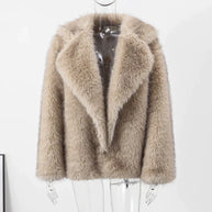 WW | Noble Damen Pelzmantel mit zeitloser Eleganz - Winter 2024
