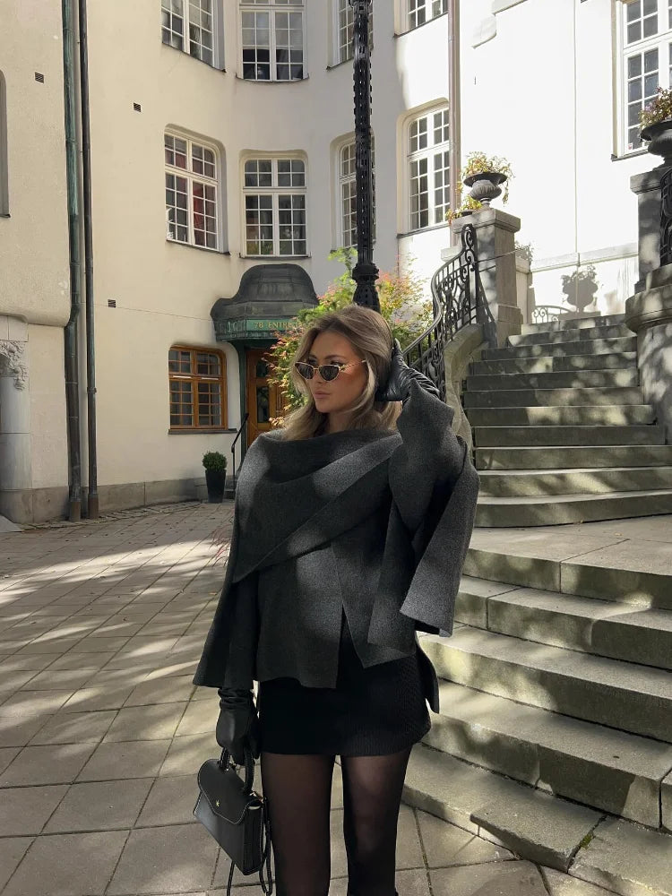 Damen-Oversize-Jacke mit integriertem Schal
