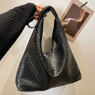 WW - Damen Vielseitige Schultertasche aus weichem Leder mit gewebtem Hobo-Design