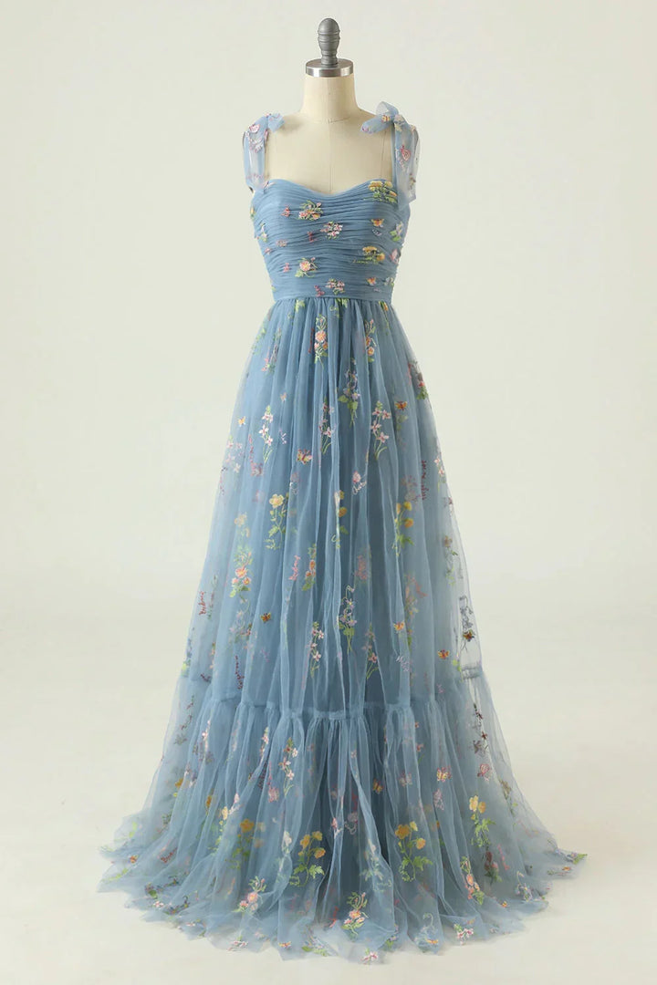 W&W Mode | Hochwertiges Ballkleid Aus Besticktem Tüll