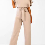 WW | Eleganter Jumpsuit mit weitem Bein und Taillengürtel