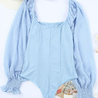 WW | Swiss Dot Rüschensleeve Quadrat-Ausschnitt Body