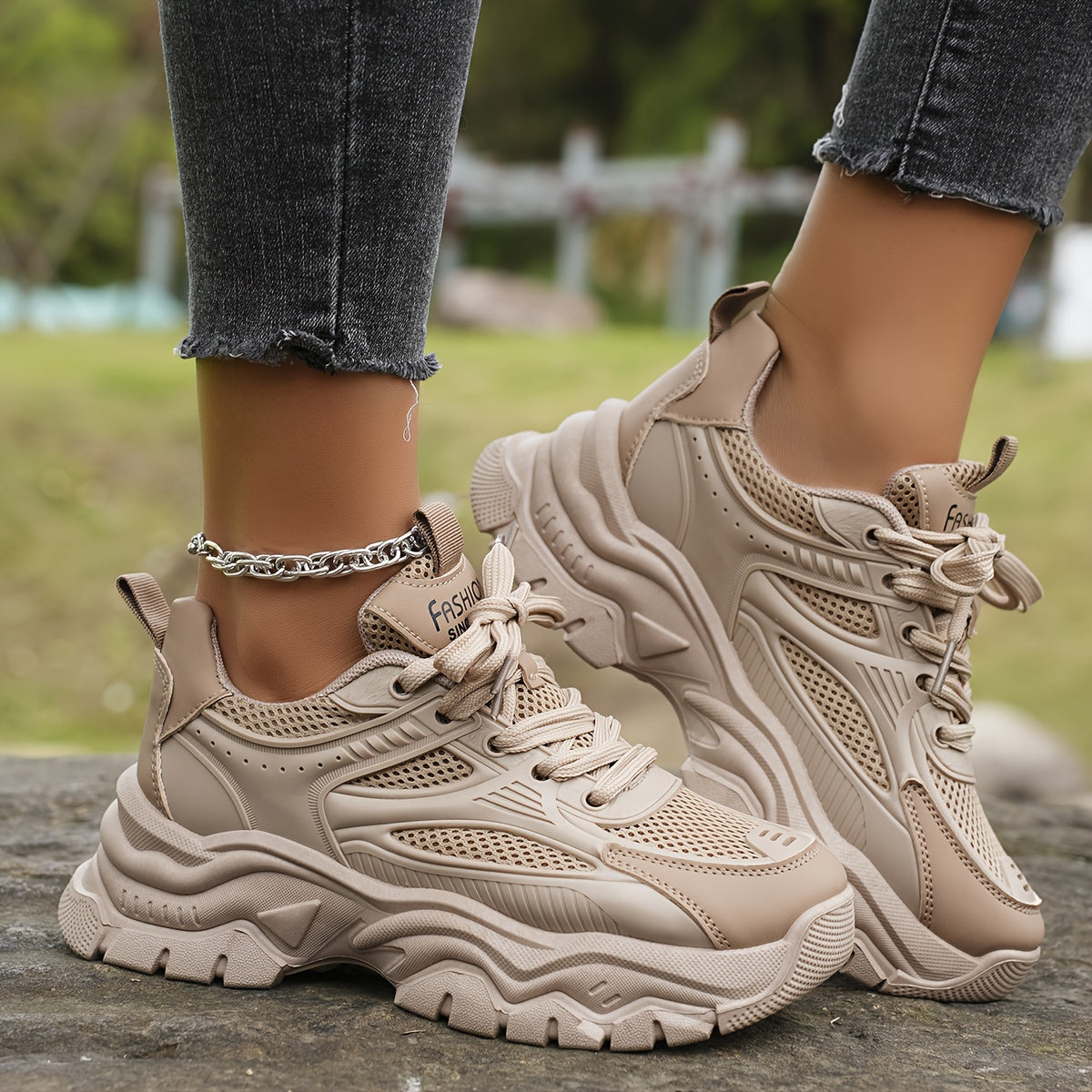 WW | Plateau Sneakers mit Modernem Look