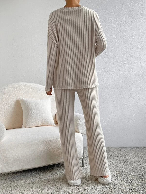WW | Kuscheliges Strickset für Damen