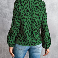 WW | Bluse mit V-Ausschnitt und Leopardenmuster