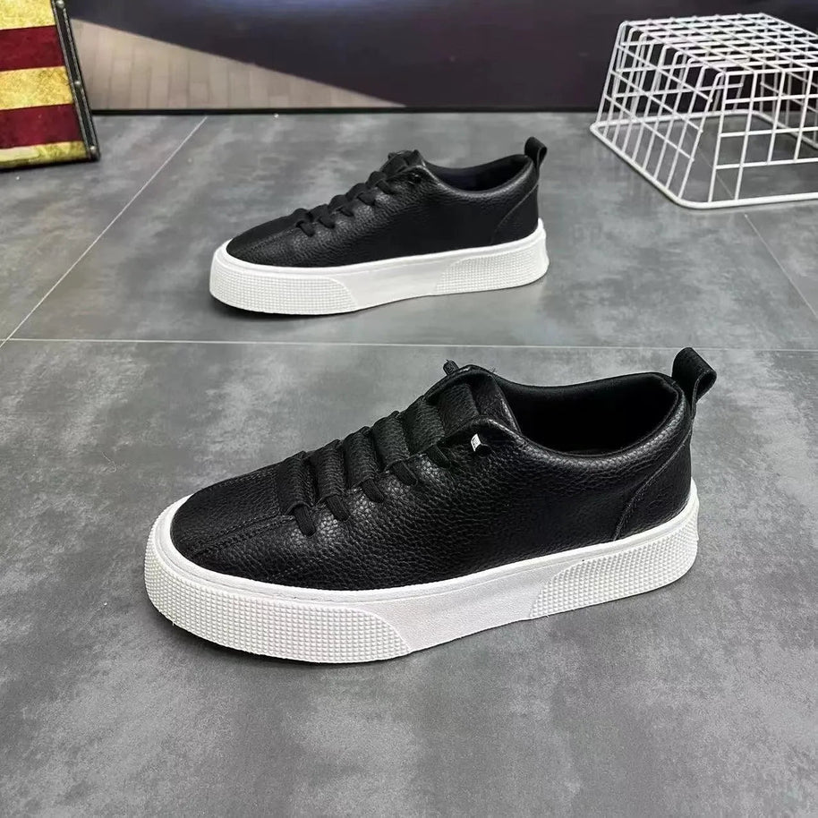 WW | Niedrige Sneaker für Herren aus Kunstleder