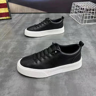WW | Niedrige Sneaker für Herren aus Kunstleder