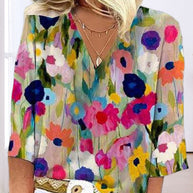 WW | Farbenfrohe Blumenbluse In Lockerer Passform mit V-Ausschnitt