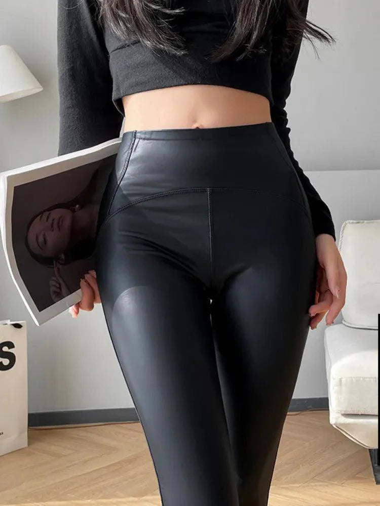 WW | Knöchellange Vegane Lederleggings