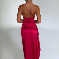Suzy | One Shoulder Kleid