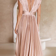 WW | Faltendes Plunge Midi Kleid