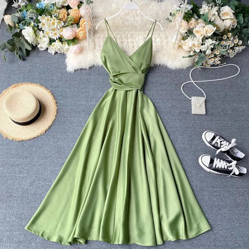 WW | Goddess Ankle Binding Taille Kleid