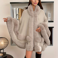 WW | Oversize-Fellcape-Mantel für Damen