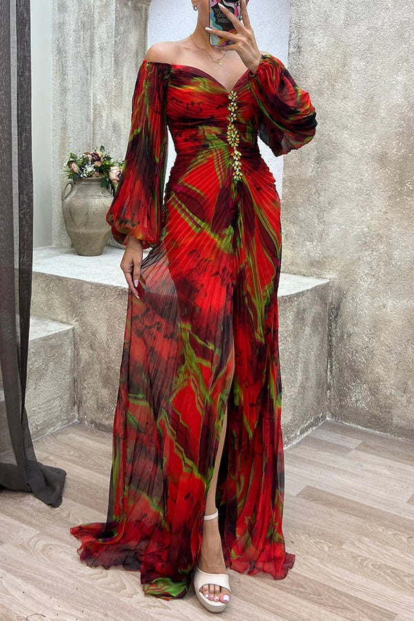 WW | Sunset Serenade Bedrucktes Off-Shoulder Maxikleid mit Diamantverzierungen und Faltenröcken mit Schlitz