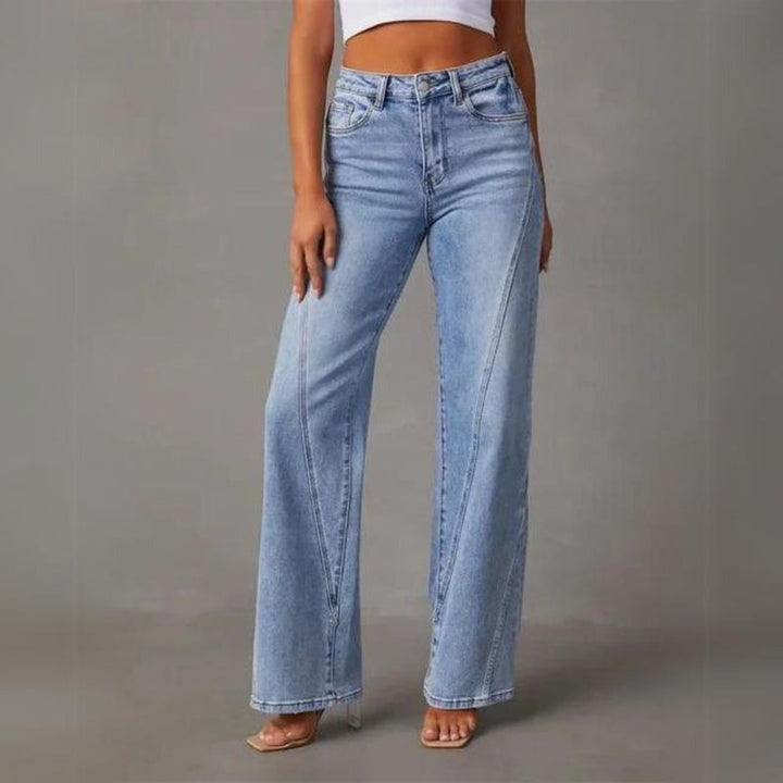 Elegante Schlagjeans