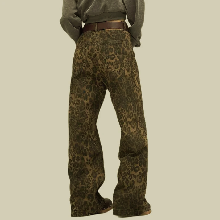 WW | Virale Jeans mit Leopardenmuster