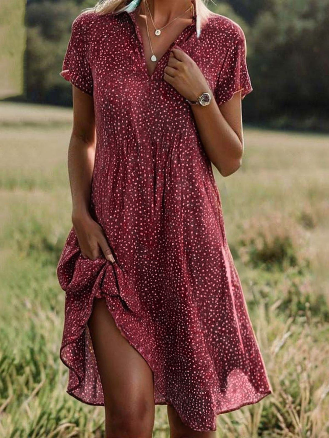 W&W Mode | Kurzärmeliges Grünes Minikleid Mit Punkten