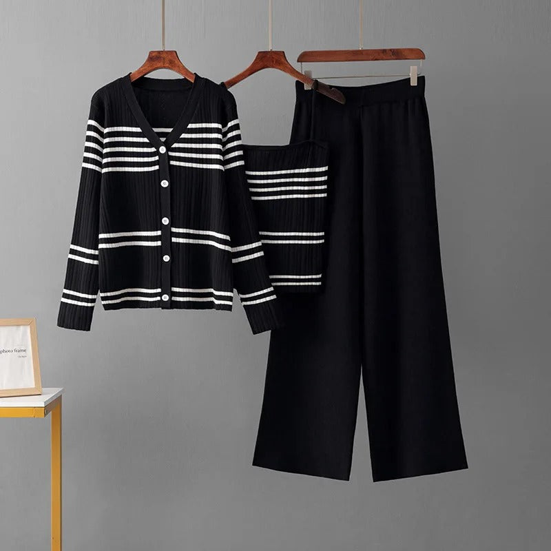 W&W Mode | Bequemes Strickset Mit Streifen