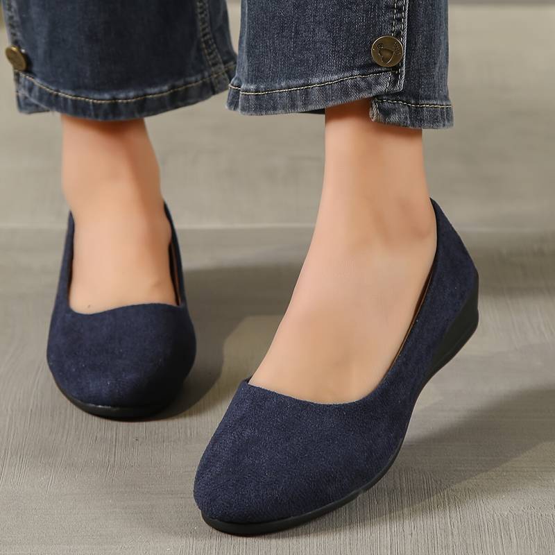 WW | Schlichte Slip-On-Schuhe mit Flachen Sohlen