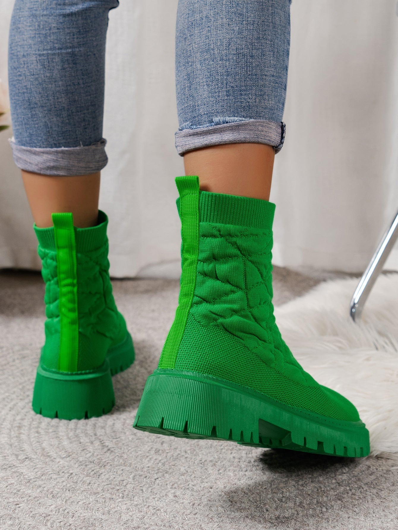 WW | Zeitlose und unterstützende orthopädische Stiefel.