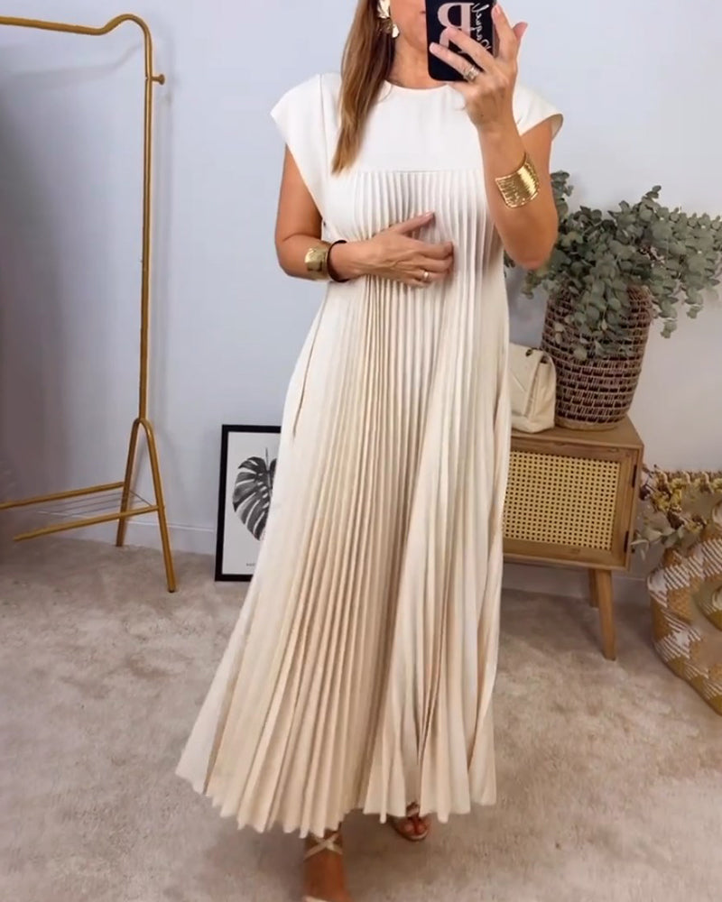 Ärmelloses plissiertes Kleid
