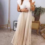 Ärmelloses plissiertes Kleid