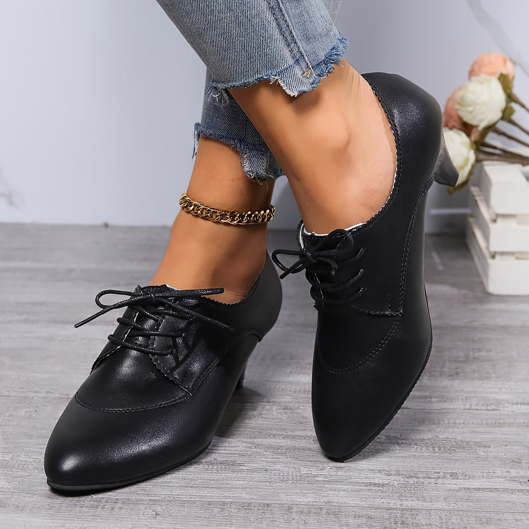 W&W Mode | Schwarze Spitze Damenschuhe Mit Bequemen Mittelabsätzen