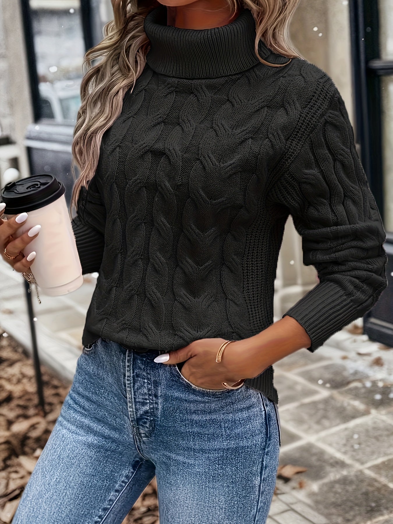 WW | Rollkragenpullover im Kabelstrick Design