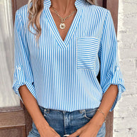 WW | gestreiftes Shirt mit V-Ausschnitt und Brusttasche