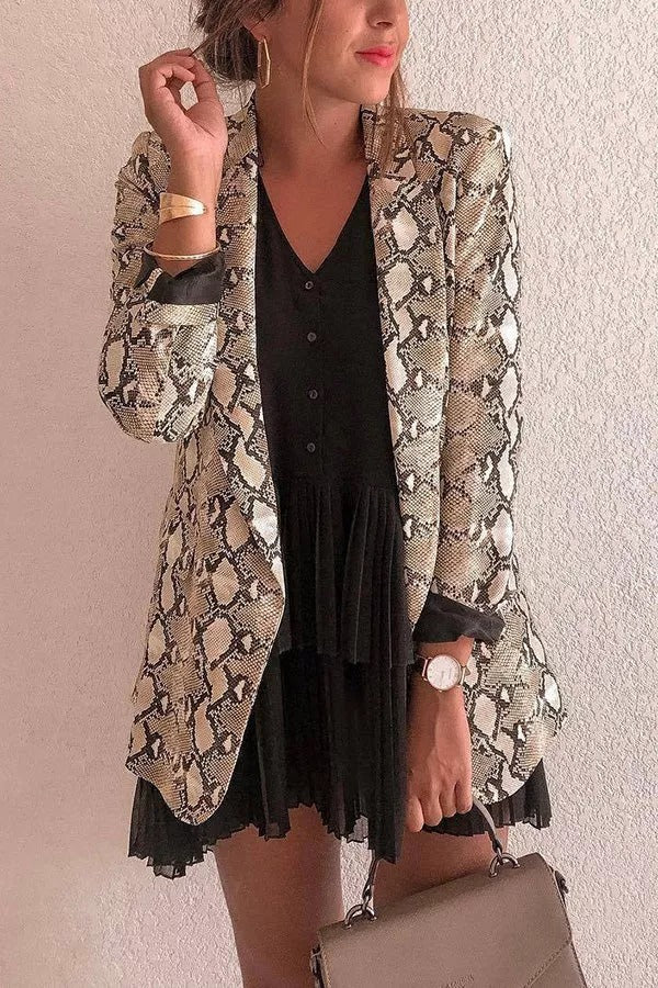 WW | Charmer Schlangenmuster Revers Lose Blazer