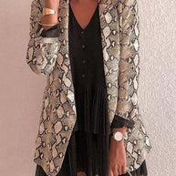 WW | Charmer Schlangenmuster Revers Lose Blazer
