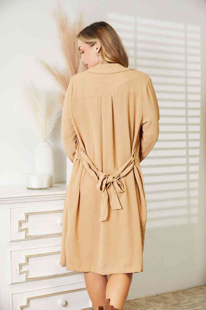 WW | Culture Code Full Size Gebundenen Trenchcoat mit Taschen