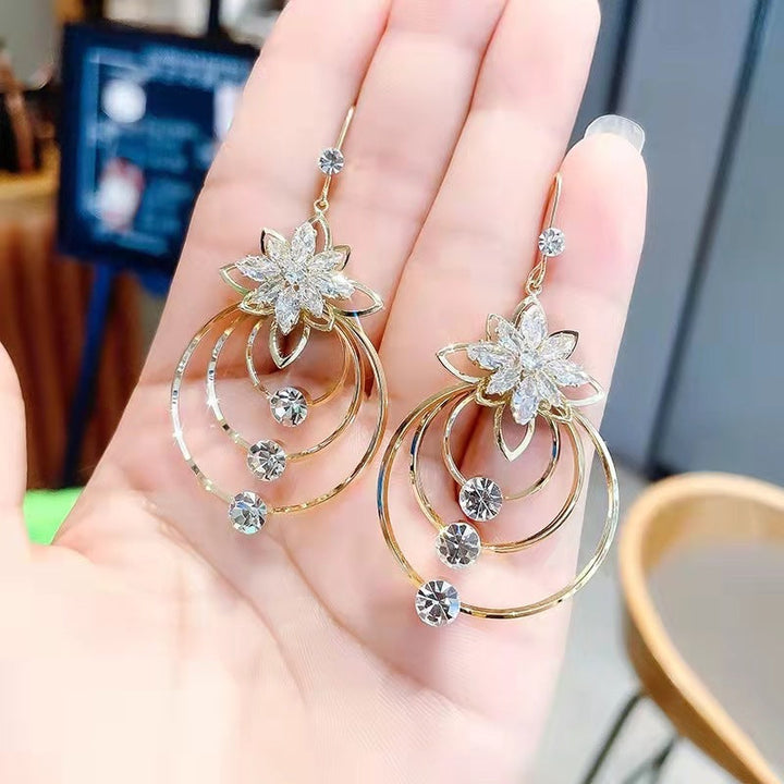W&W Mode | Luxuriöse Goldene Creolen