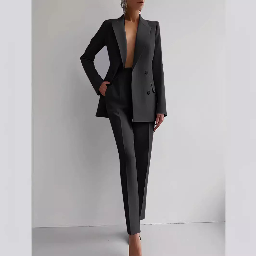 W&W Mode | Stilvolles Satz Bestehend Aus Edlem Blazer Und Eleganter Hose