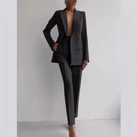 WW | Stilvolles Satz Bestehend Aus Edlem Blazer Und Eleganter Hose